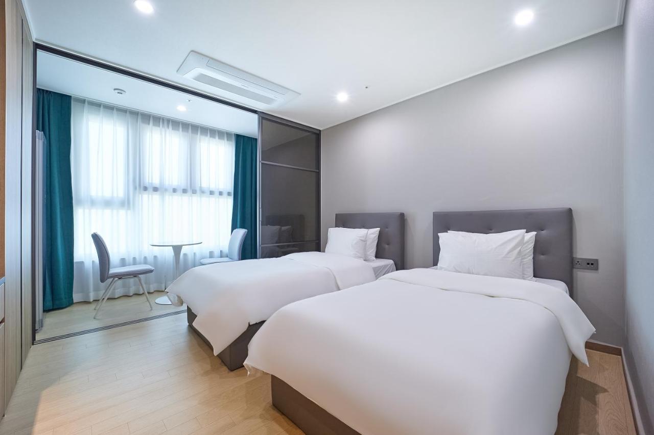 Jeonju Signature Hotel Exterior photo