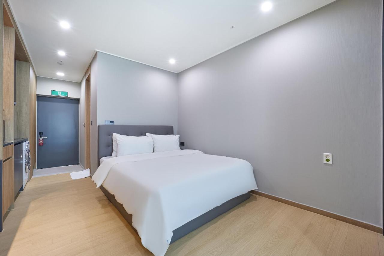 Jeonju Signature Hotel Exterior photo