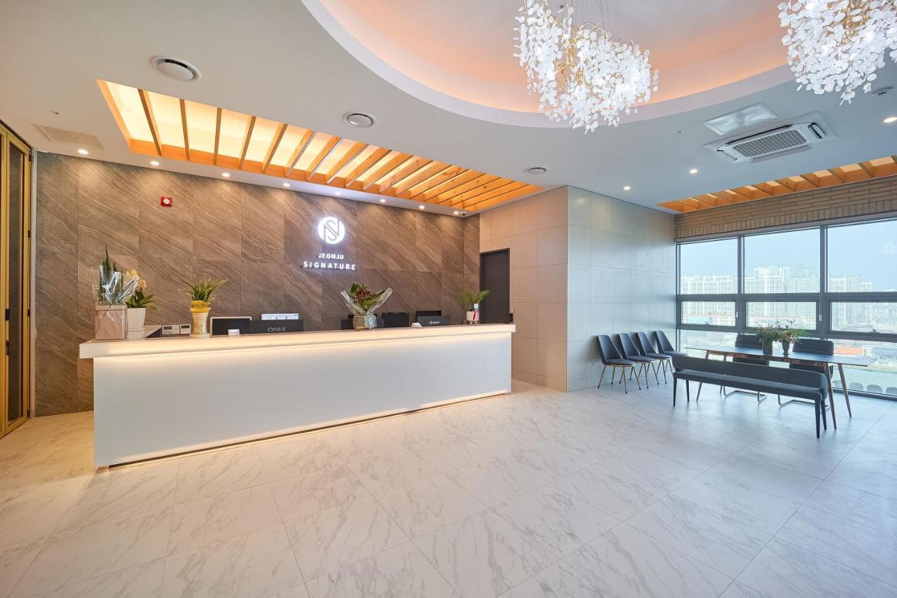 Jeonju Signature Hotel Exterior photo